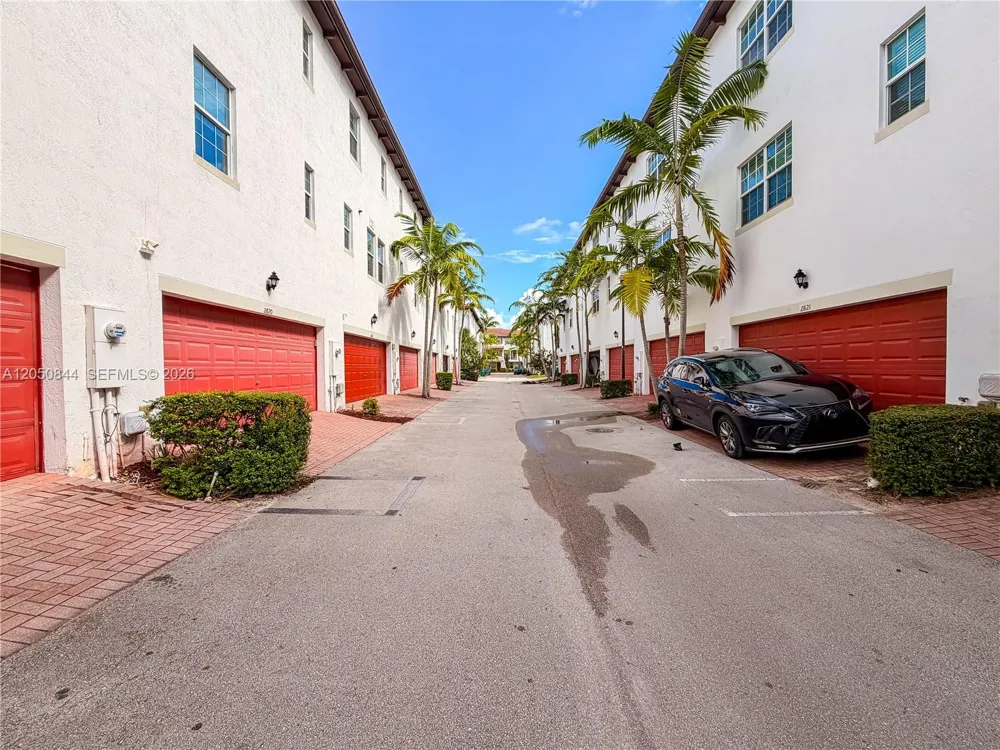 2828 SW 119th Way Miramar, FL 33025