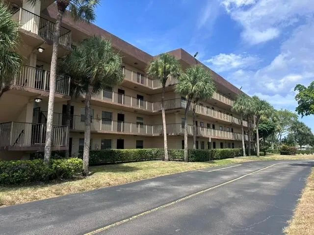 3101 NW 47th Terrace #120 Lauderdale Lakes, FL 33319