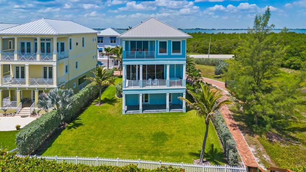 4800 Watersong Way Fort Pierce, FL 34949
