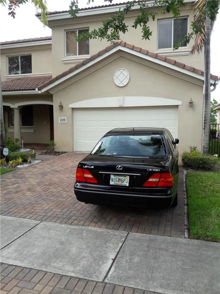 229 Gazetta Way West Palm Beach, FL 33413