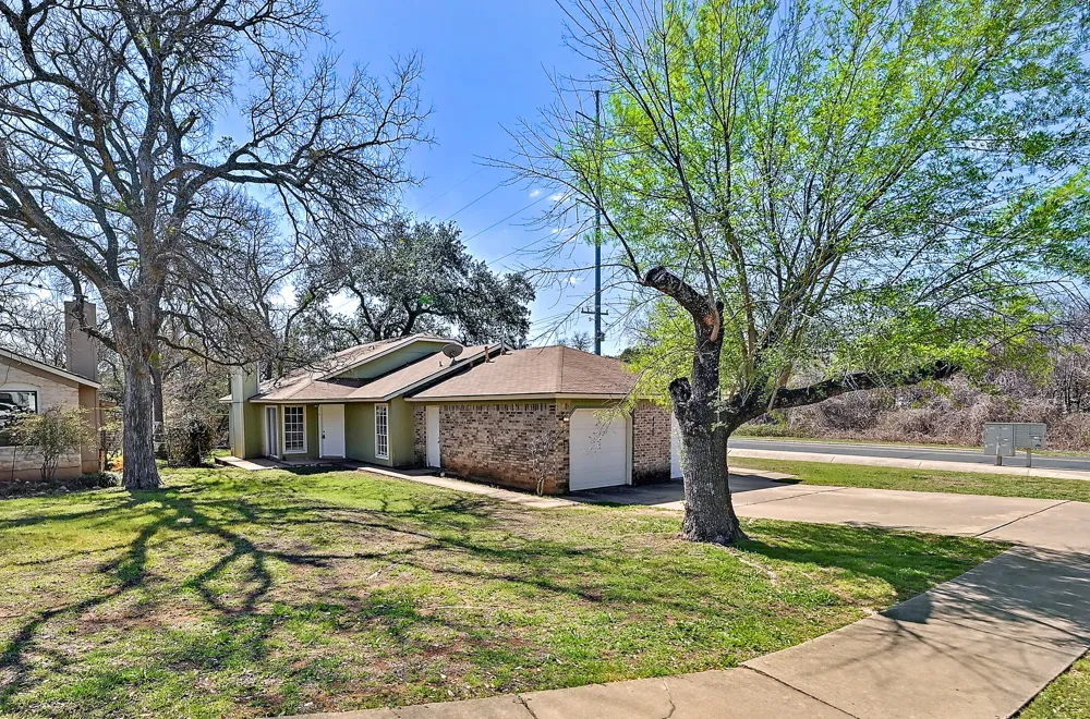 4407 Limewood Court Austin, TX 78727