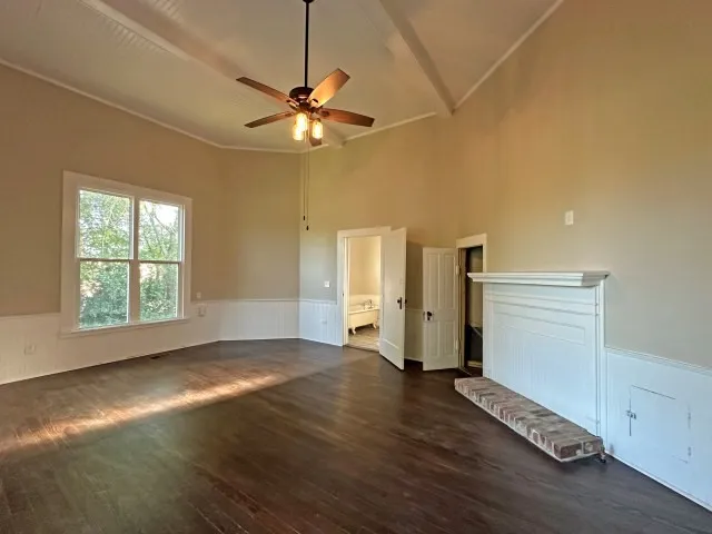 101 Baker Street Naples, TX 75568