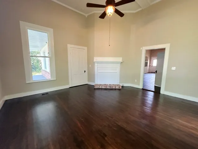 101 Baker Street Naples, TX 75568
