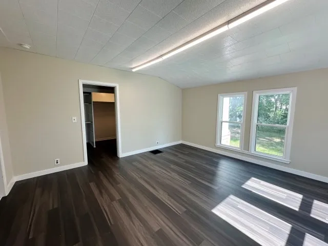101 Baker Street Naples, TX 75568