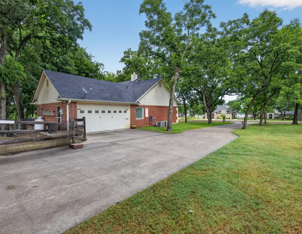 3229 Francisco Bay Drive Kerens, TX 75144
