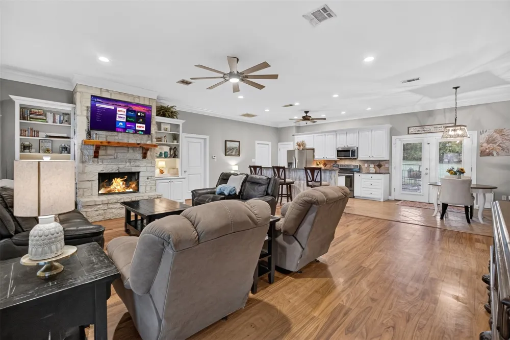 3229 Francisco Bay Drive Kerens, TX 75144