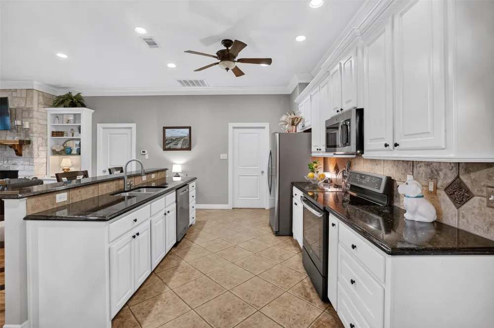 3229 Francisco Bay Drive Kerens, TX 75144