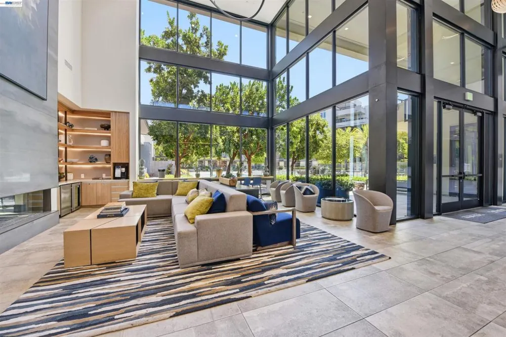 2339 Kinetic Cmn #312 Fremont, CA 94539