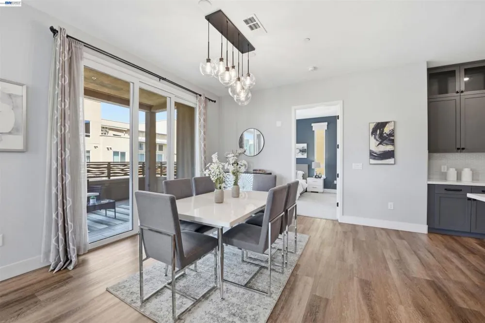 2339 Kinetic Cmn #312 Fremont, CA 94539