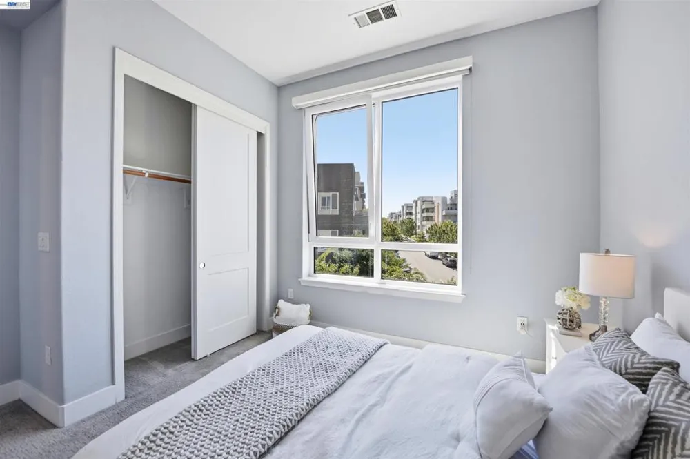 2339 Kinetic Cmn #312 Fremont, CA 94539