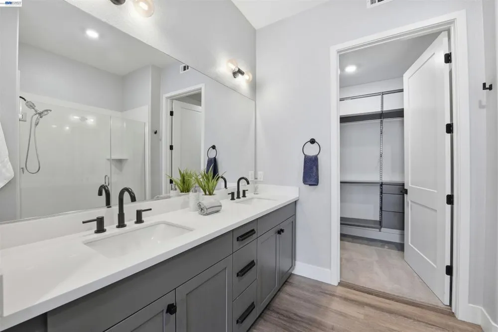 2339 Kinetic Cmn #312 Fremont, CA 94539