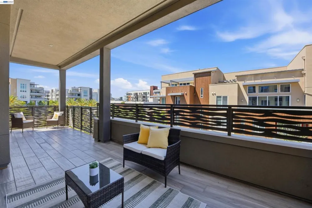 2339 Kinetic Cmn #312 Fremont, CA 94539