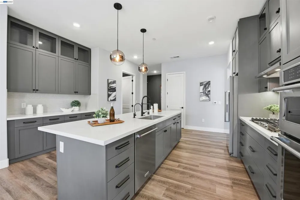 2339 Kinetic Cmn #312 Fremont, CA 94539
