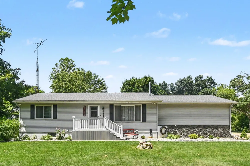 8116 Hyde Road Clarklake, MI 49234