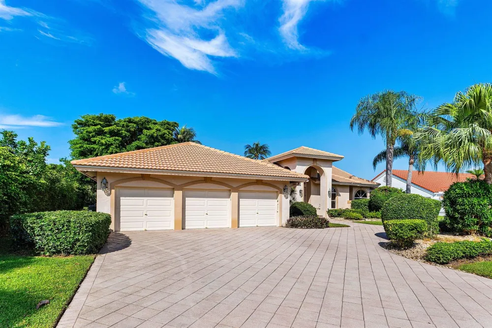 17571 Bocaire Way Boca Raton, FL 33487
