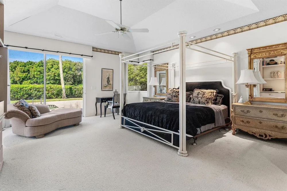 17571 Bocaire Way Boca Raton, FL 33487