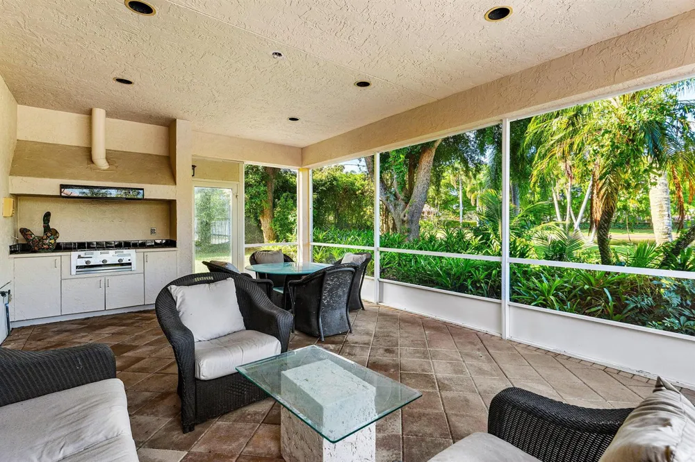 17571 Bocaire Way Boca Raton, FL 33487