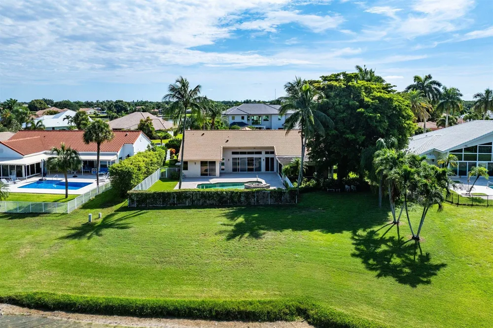 17571 Bocaire Way Boca Raton, FL 33487