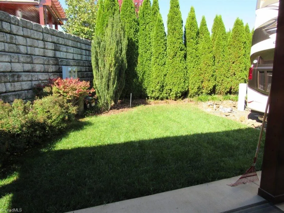 2524 Edmonds Road #62 Galax, VA 24333