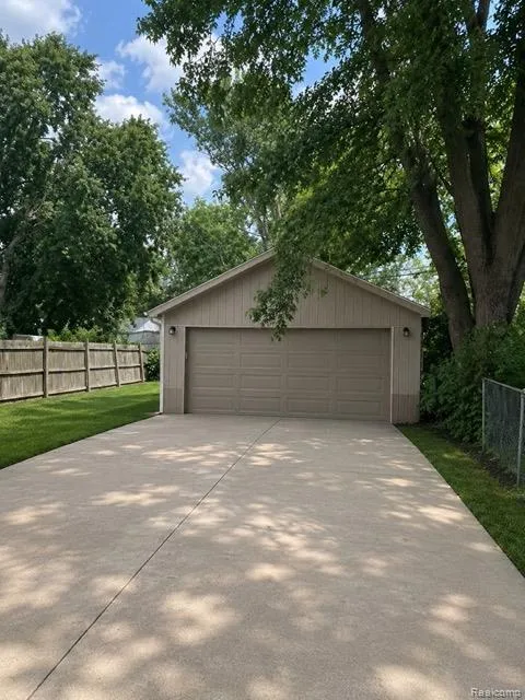 14685 Harold Street Taylor City, MI 48180