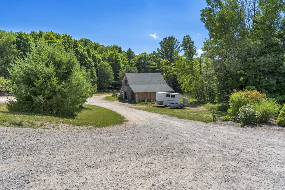 2881 E Aspen Drive Solon Township, MI 49621