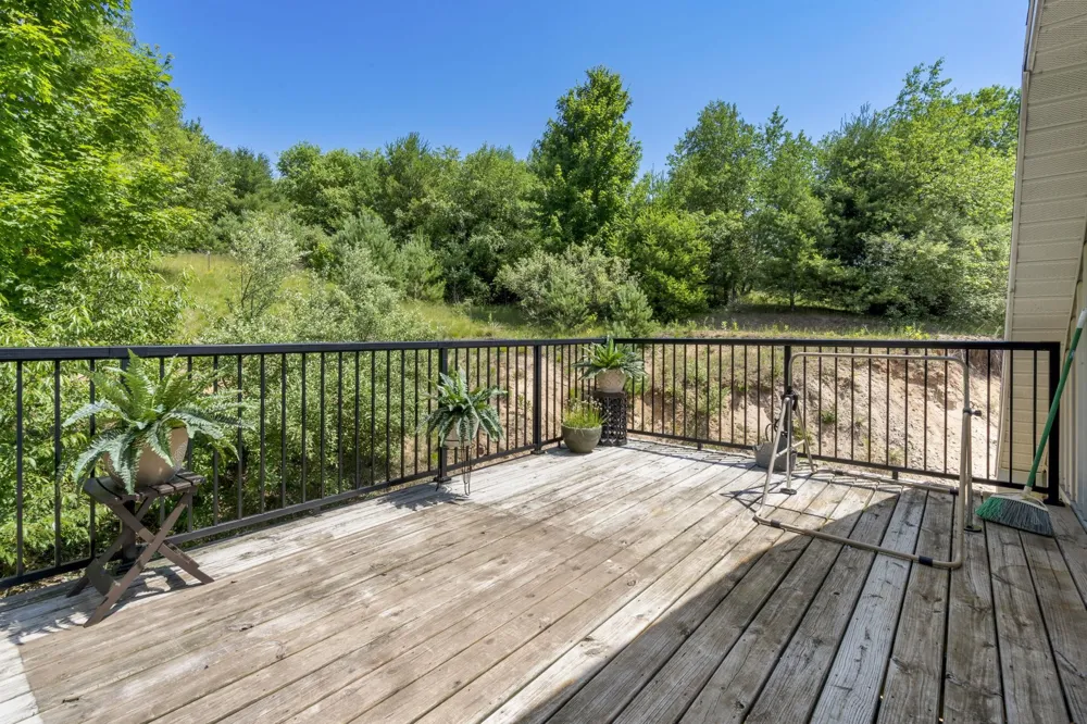 2881 E Aspen Drive Solon Township, MI 49621