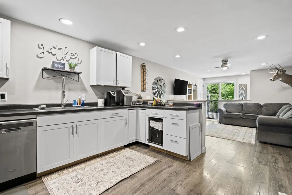 2881 E Aspen Drive Solon Township, MI 49621
