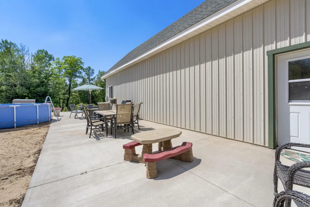 2881 E Aspen Drive Solon Township, MI 49621