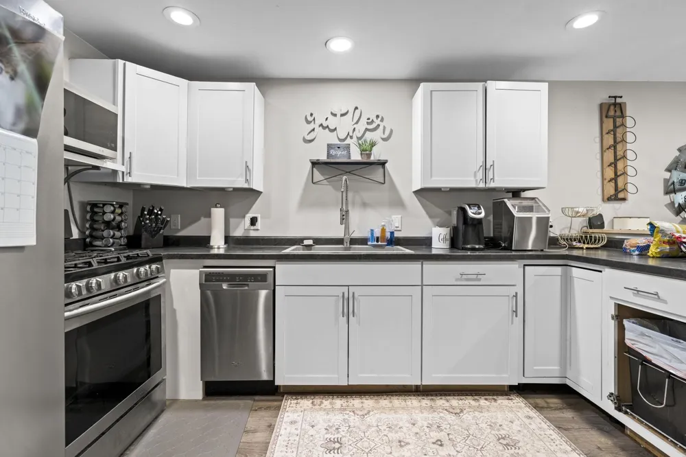 2881 E Aspen Drive Solon Township, MI 49621