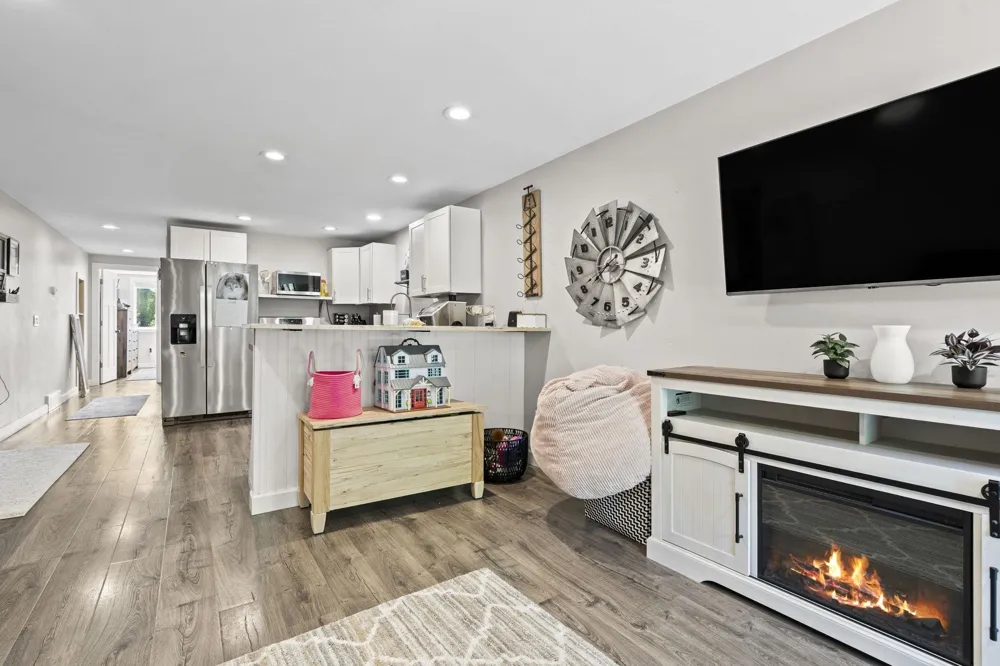 2881 E Aspen Drive Solon Township, MI 49621