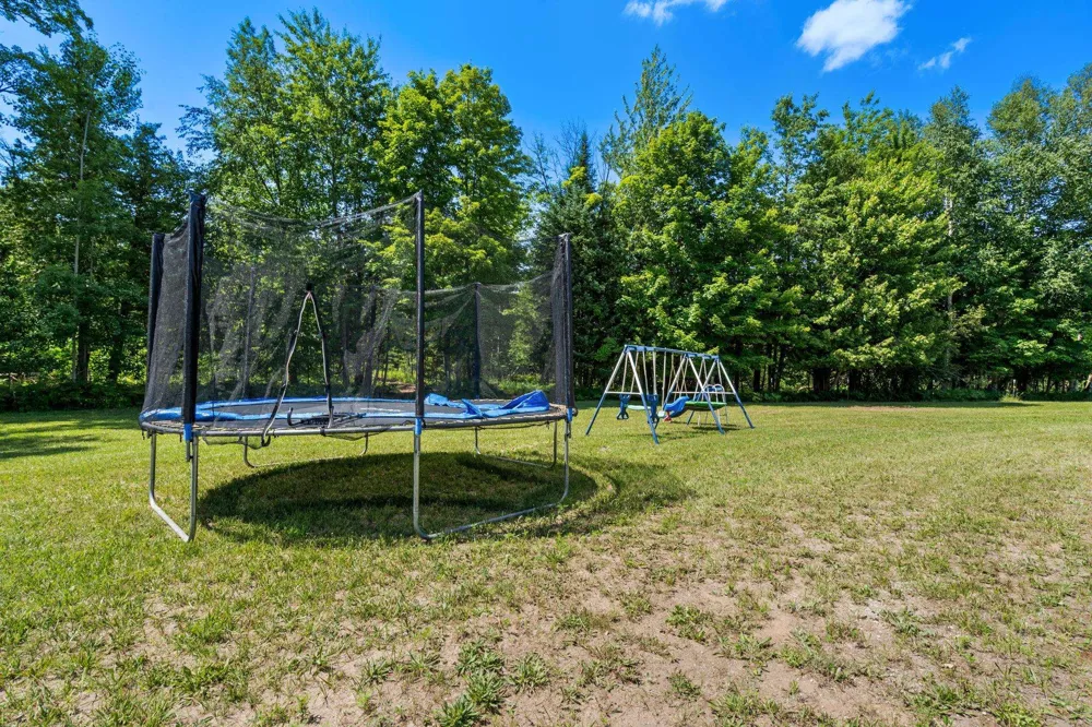 2881 E Aspen Drive Solon Township, MI 49621