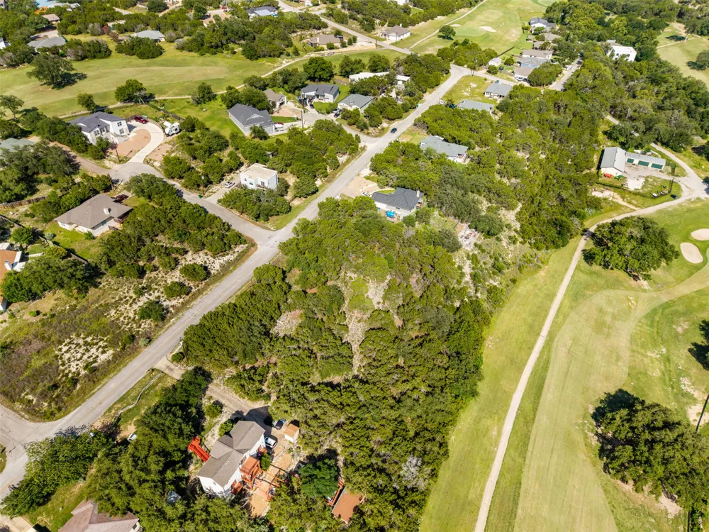 4712 Country Club Drive Lago Vista, TX 78645