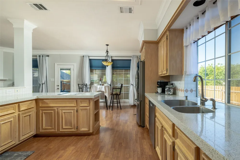 5213 Gulfwind Lane Fort Worth, TX 76123