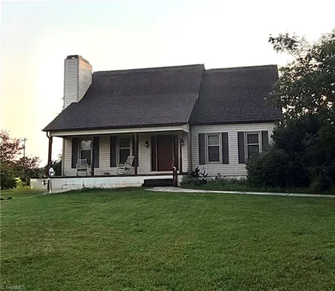 123 Valley Oaks Drive