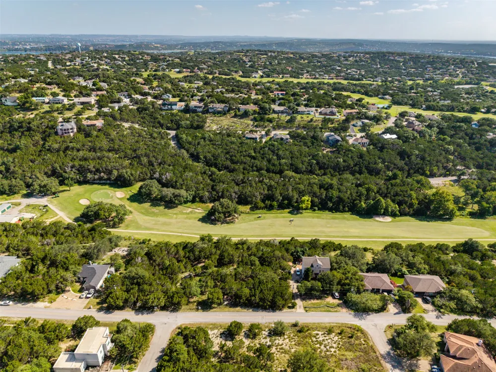 4714 Country Club Drive Lago Vista, TX 78645