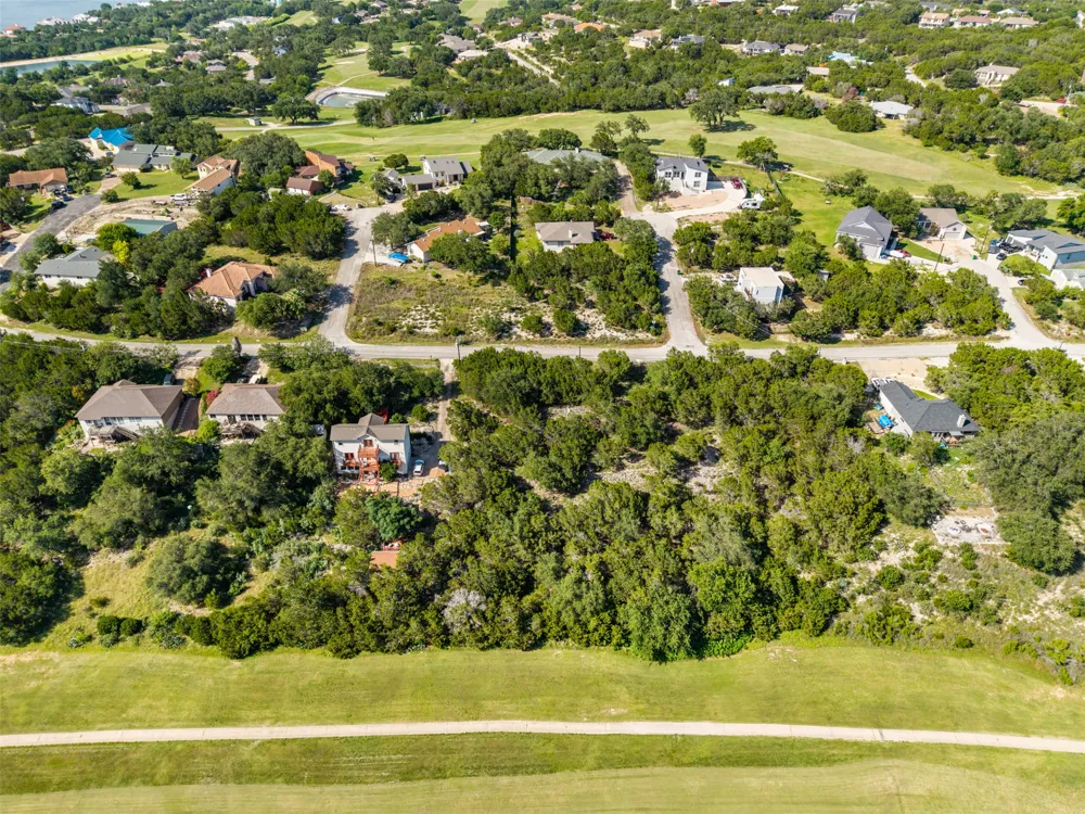 4714 Country Club Drive Lago Vista, TX 78645