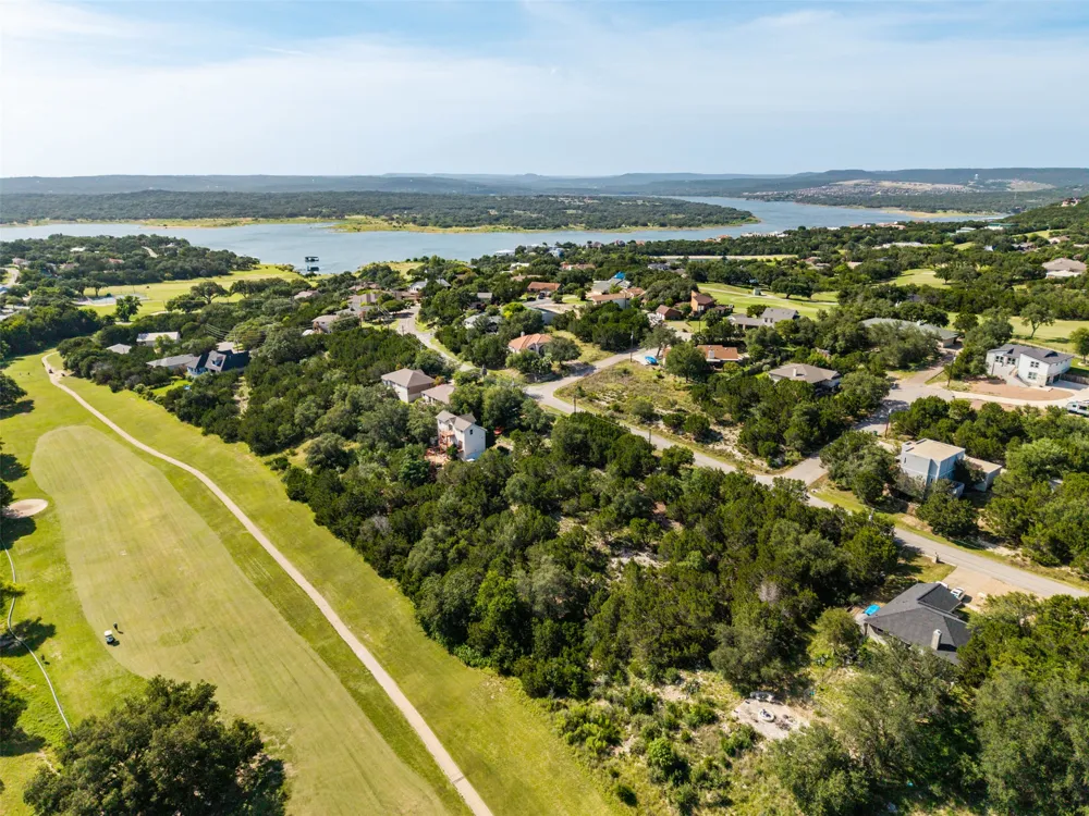 4714 Country Club Drive Lago Vista, TX 78645