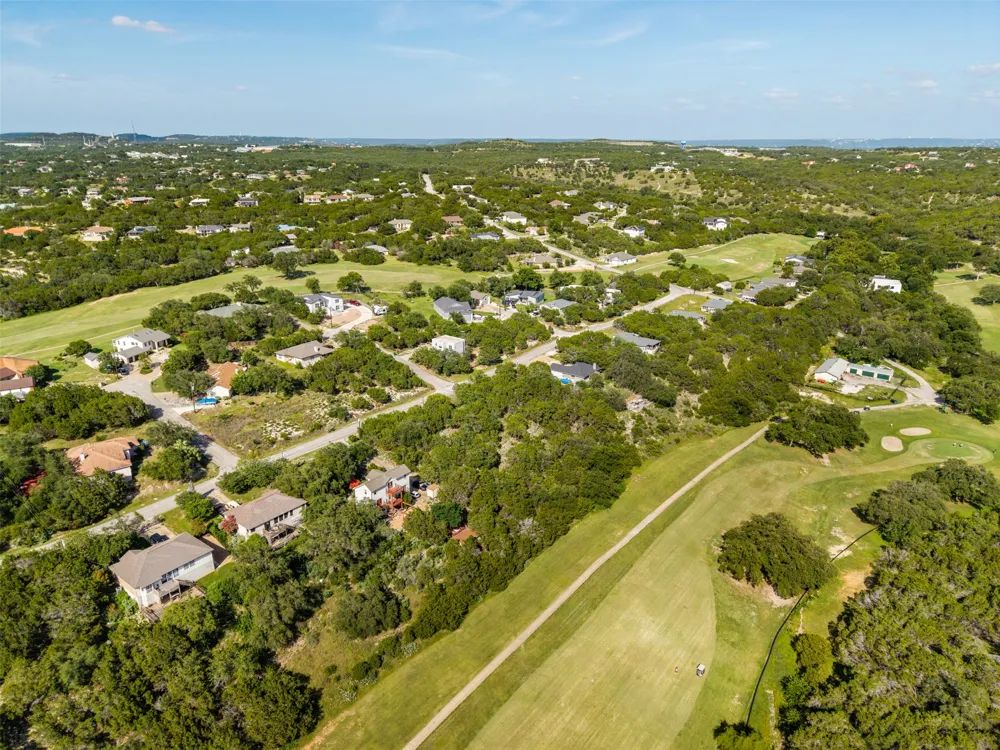 4714 Country Club Drive Lago Vista, TX 78645