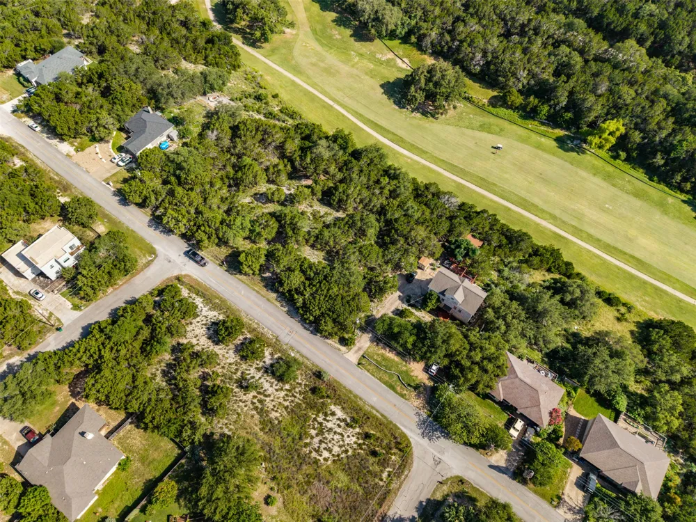 4714 Country Club Drive Lago Vista, TX 78645