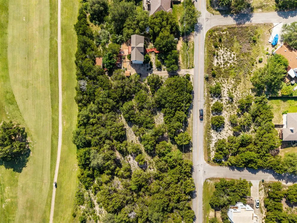 4714 Country Club Drive Lago Vista, TX 78645