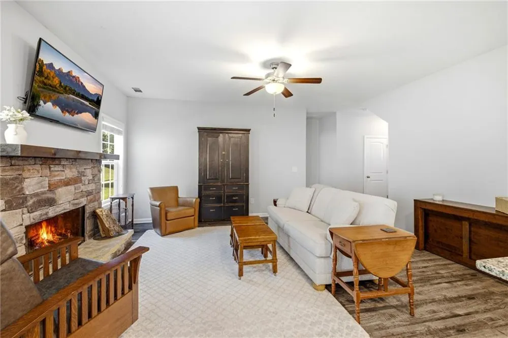 6353 Woodland Station Drive Lula, GA 30554