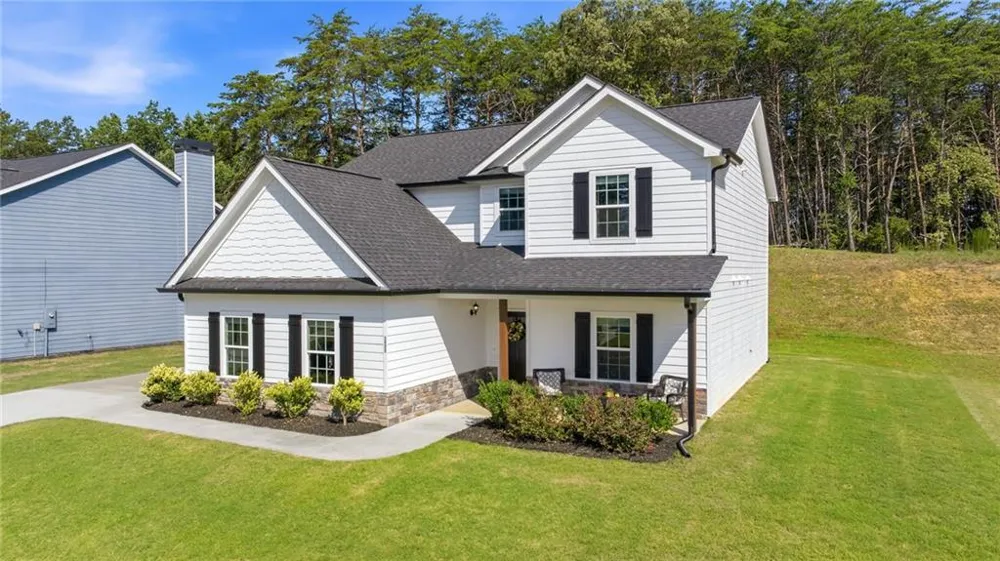 6353 Woodland Station Drive Lula, GA 30554