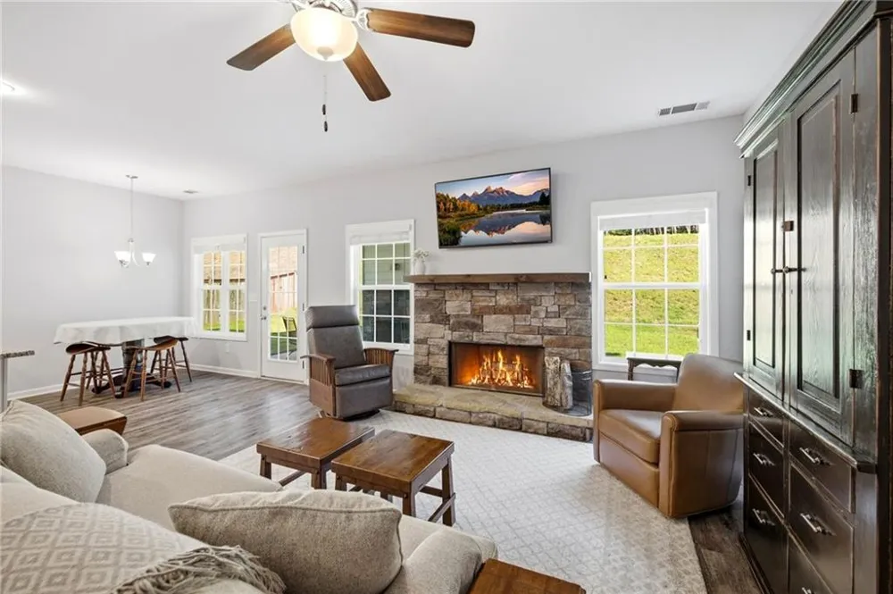 6353 Woodland Station Drive Lula, GA 30554