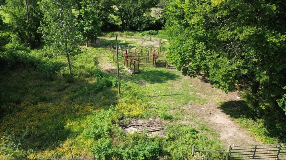 4757 Farm Road 1528 Klondike, TX 75448