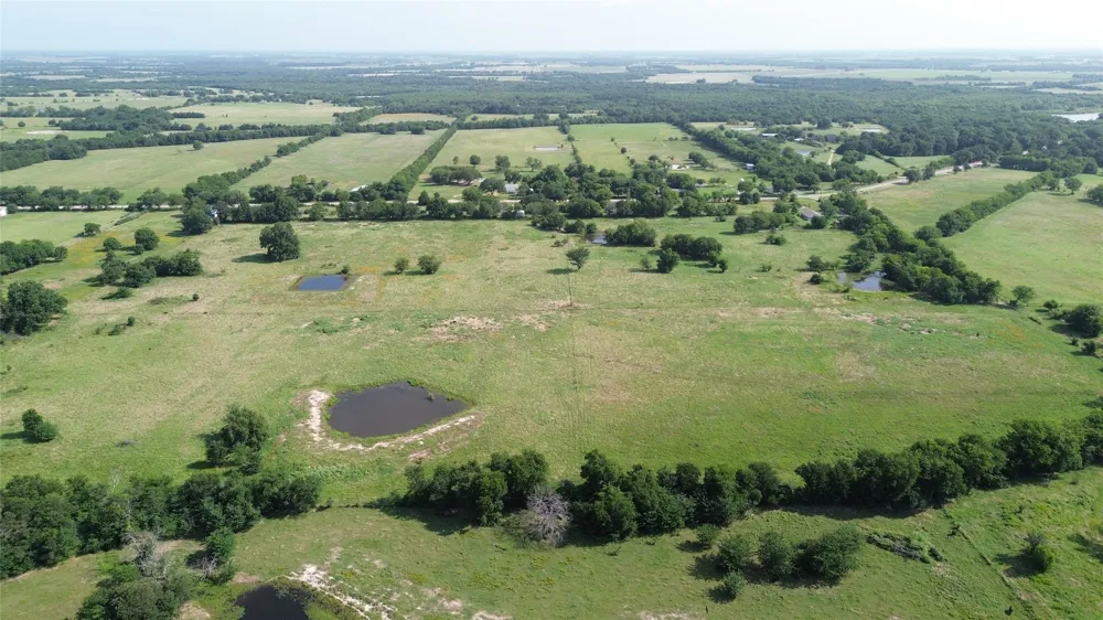 4757 Farm Road 1528 Klondike, TX 75448