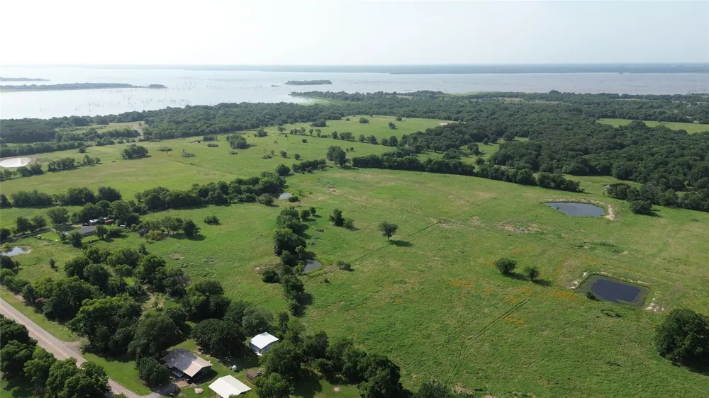 4757 Farm Road 1528 Klondike, TX 75448