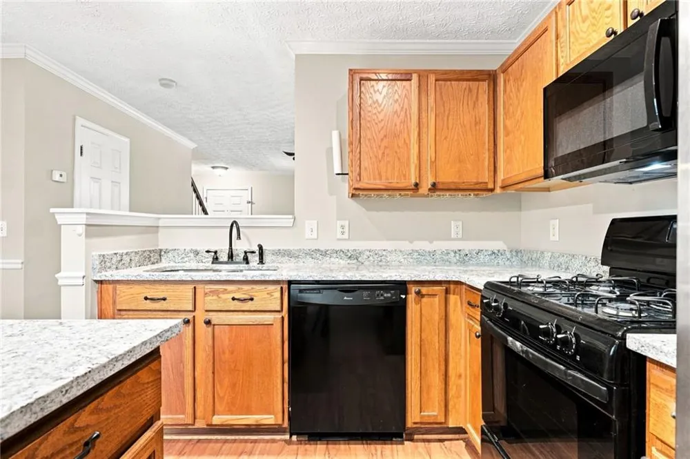 225 Osmanthus Way Canton, GA 30114