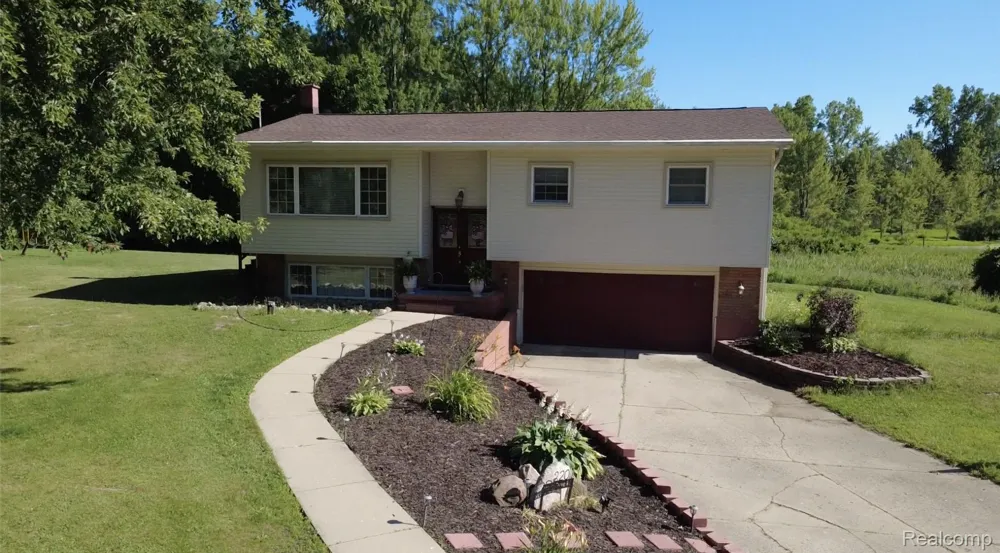 2201 Maple Grove Road Rives Township, MI 49201