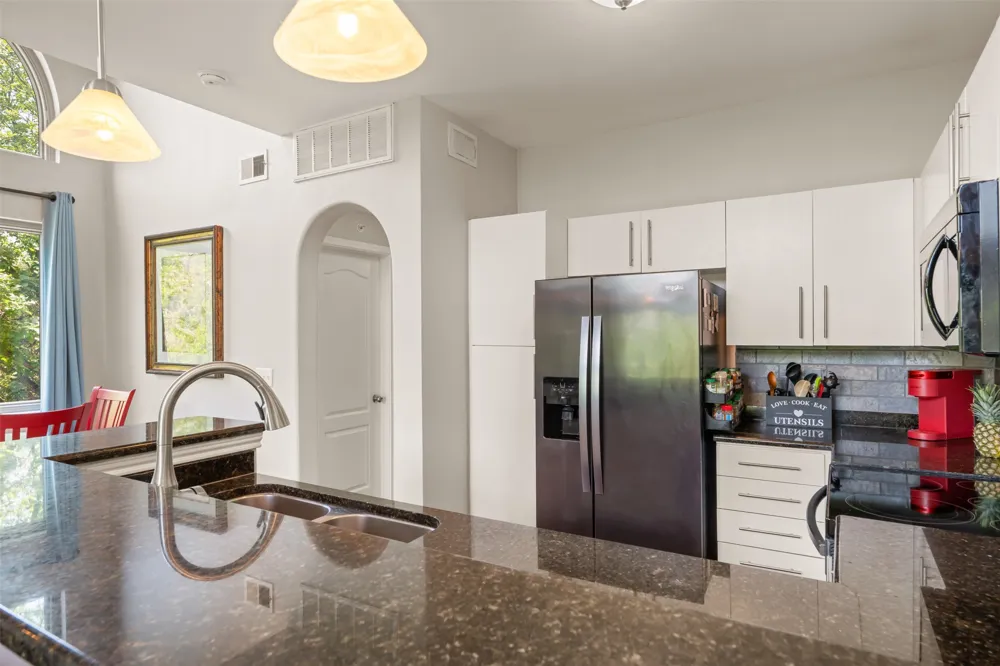 11203 Ranch Road 2222 #1407 Austin, TX 78730