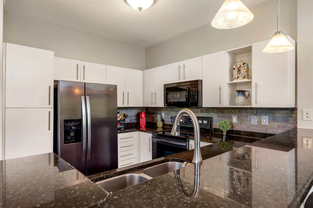 11203 Ranch Road 2222 #1407 Austin, TX 78730